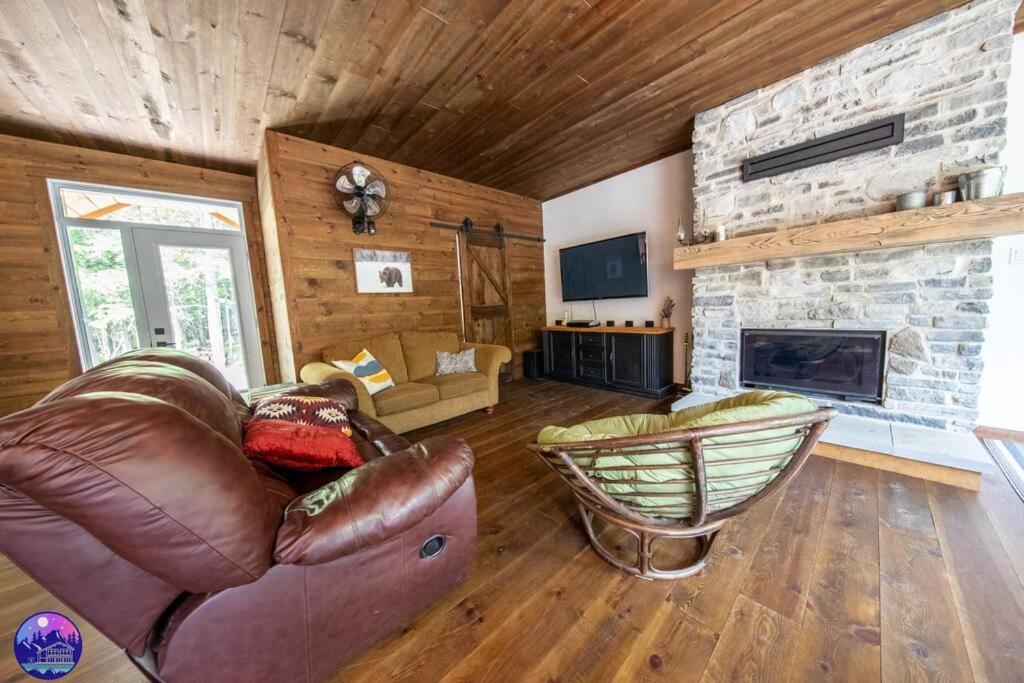 Chalet Deschamps- Spa- Chien Accepte- Nature- Estrie Mansonville Exteriör bild