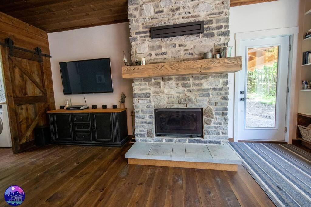 Chalet Deschamps- Spa- Chien Accepte- Nature- Estrie Mansonville Exteriör bild