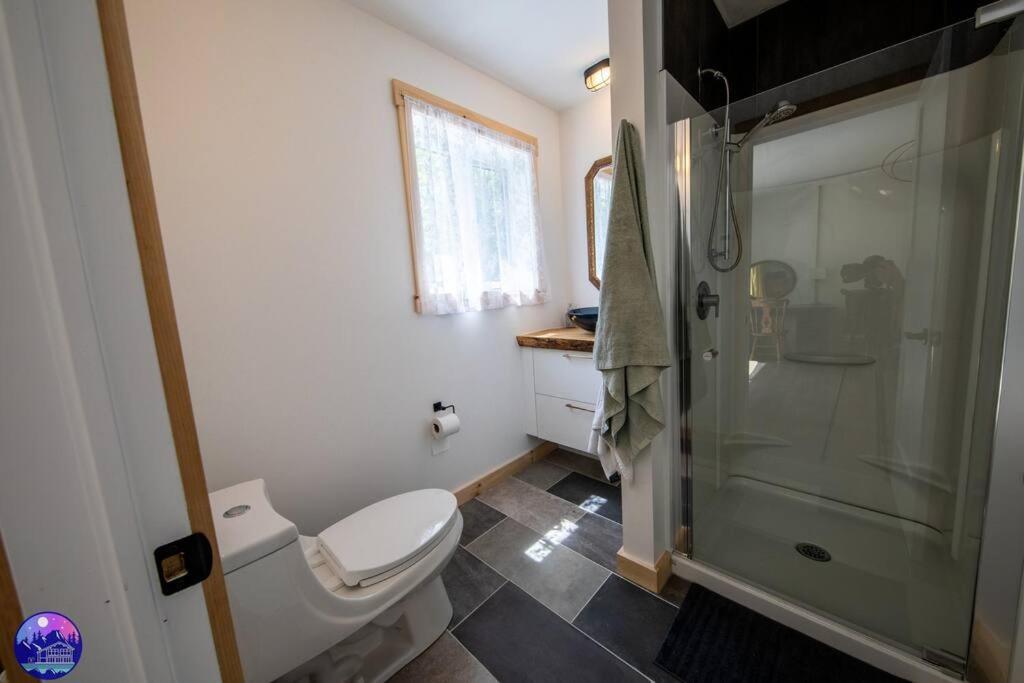 Chalet Deschamps- Spa- Chien Accepte- Nature- Estrie Mansonville Exteriör bild